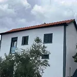 A Casa Da Azenha Holiday home *