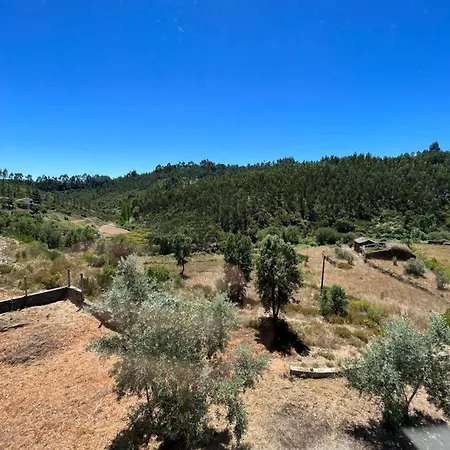 Holiday home A Casa Da Azenha Serta